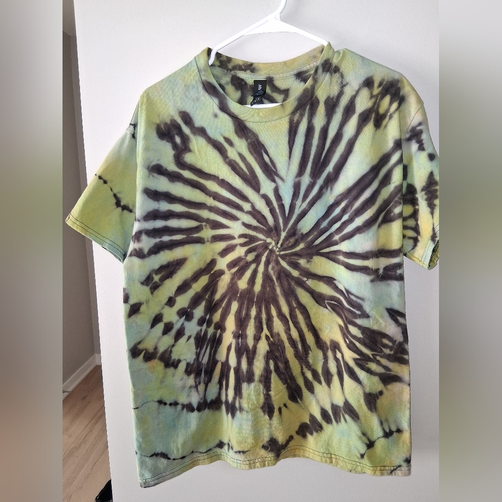 Tie-Dye Spiral Tee in Lime & Brown. Hand Dyed.